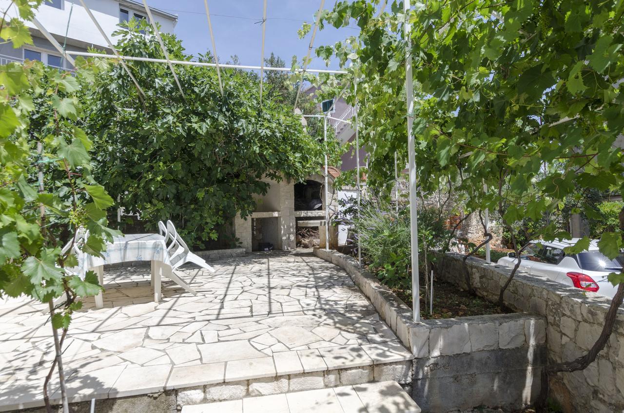Apartments Mirko Trogir Exterior foto