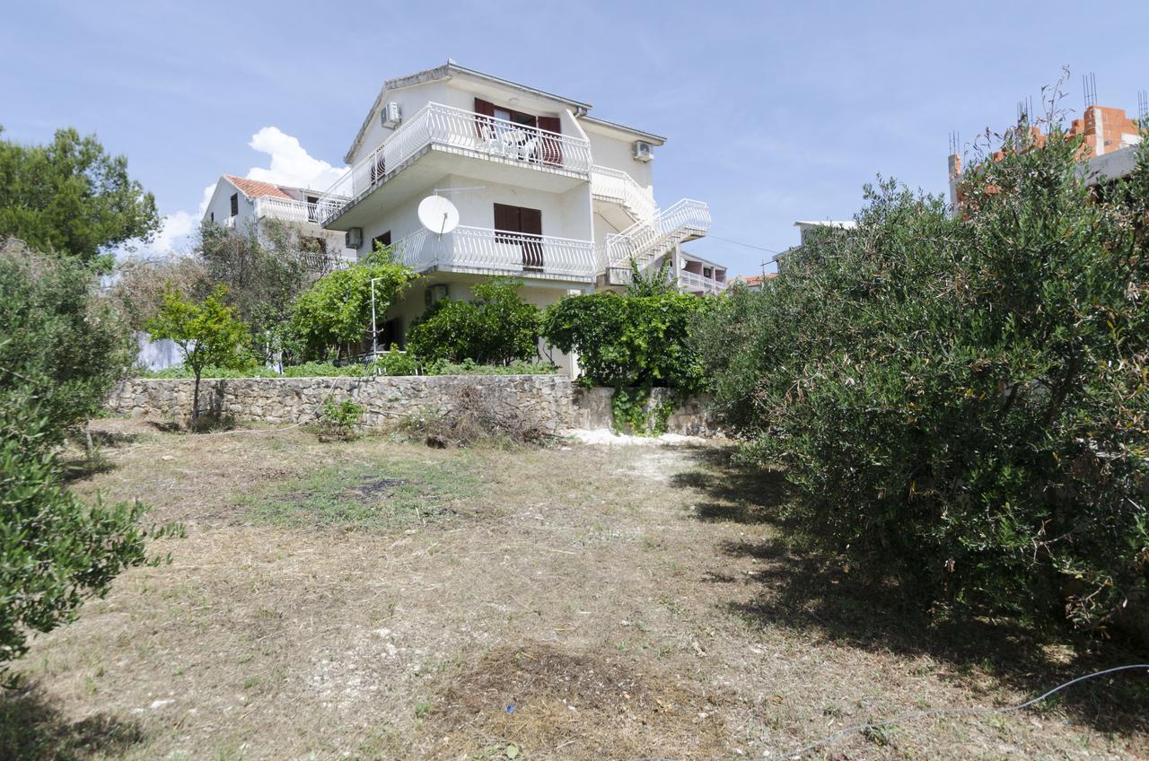 Apartments Mirko Trogir Exterior foto