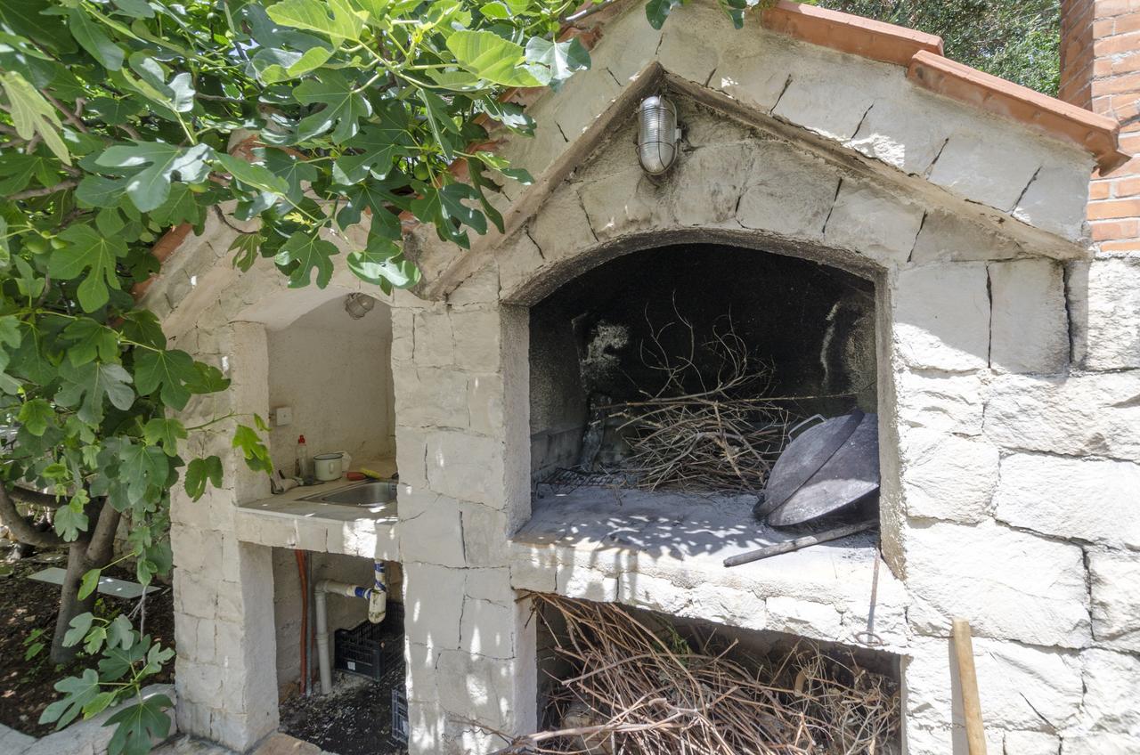 Apartments Mirko Trogir Exterior foto