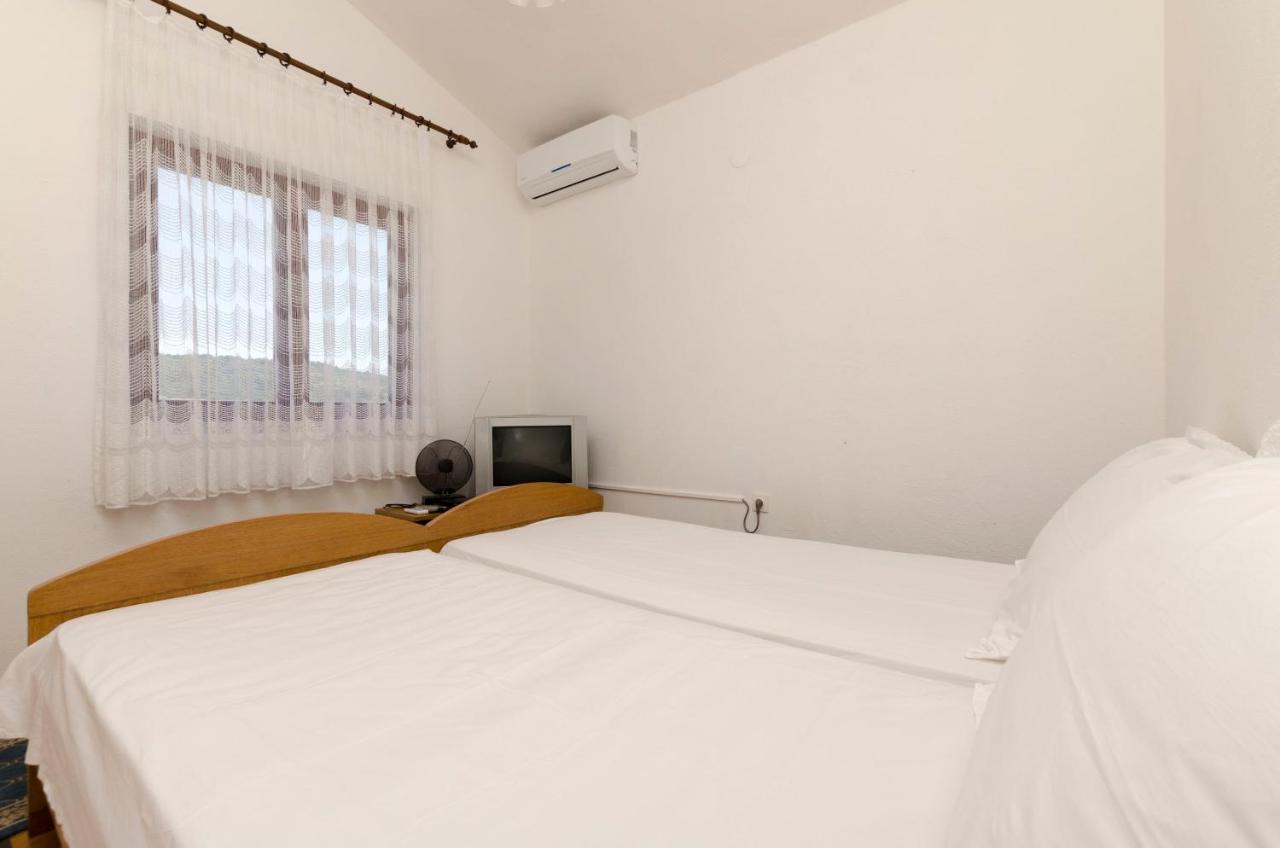 Apartments Mirko Trogir Exterior foto