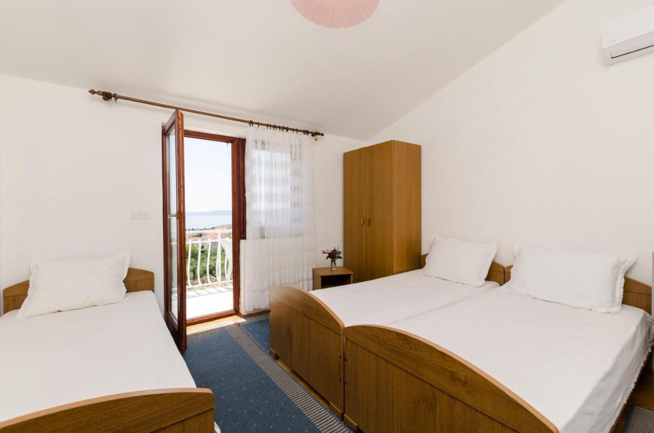 Apartments Mirko Trogir Quarto foto